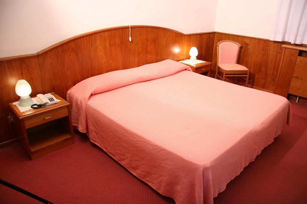 Hotel Roma Cividale del Friuli Chambre photo