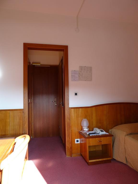 Hotel Roma Cividale del Friuli Chambre photo